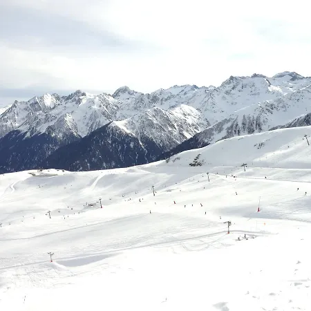 Le Couloume Pyrenees Bed & Breakfast