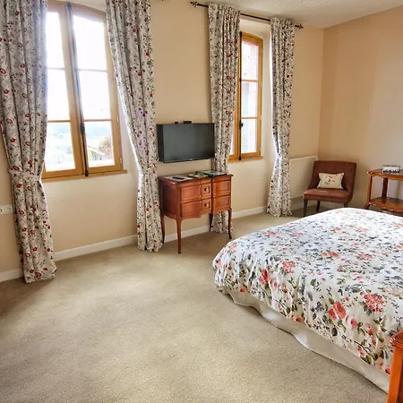 Le Couloume Pyrenees Bed & Breakfast Loudet